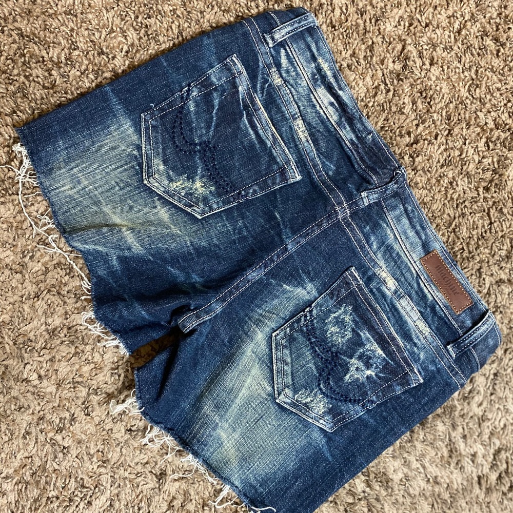 SUPER Condition Super Comfortable Jean Shorts 💙💛 - Picture 3 of 4